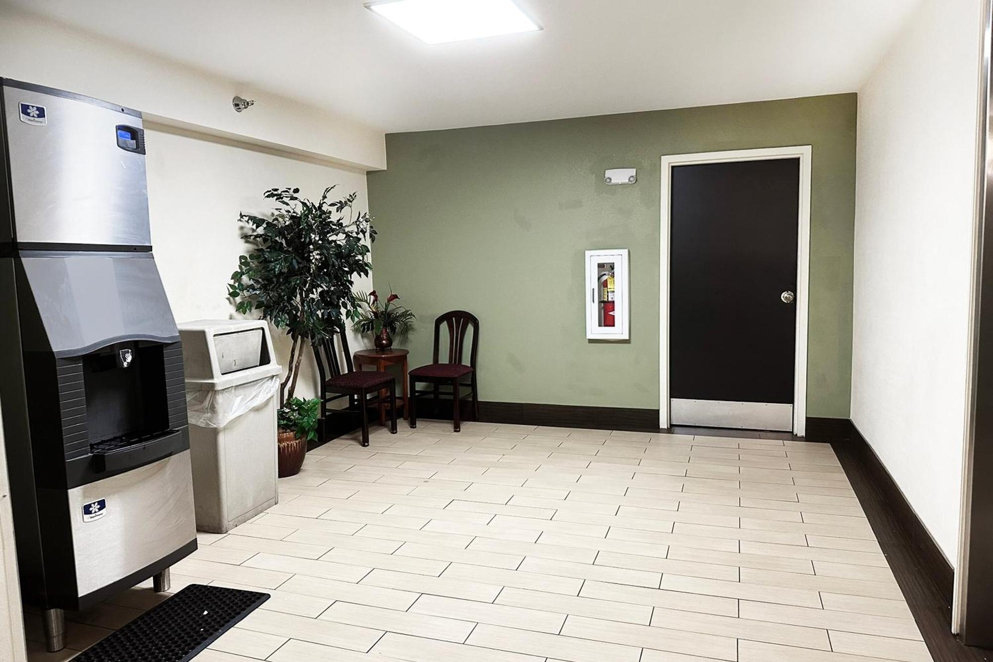 Oyo Hotel Rome West Ga Exterior foto